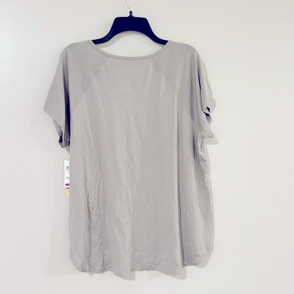 ID Ideology Women's Sweat Set T-Shirt Gray Size 4X - Picture 9 of 11